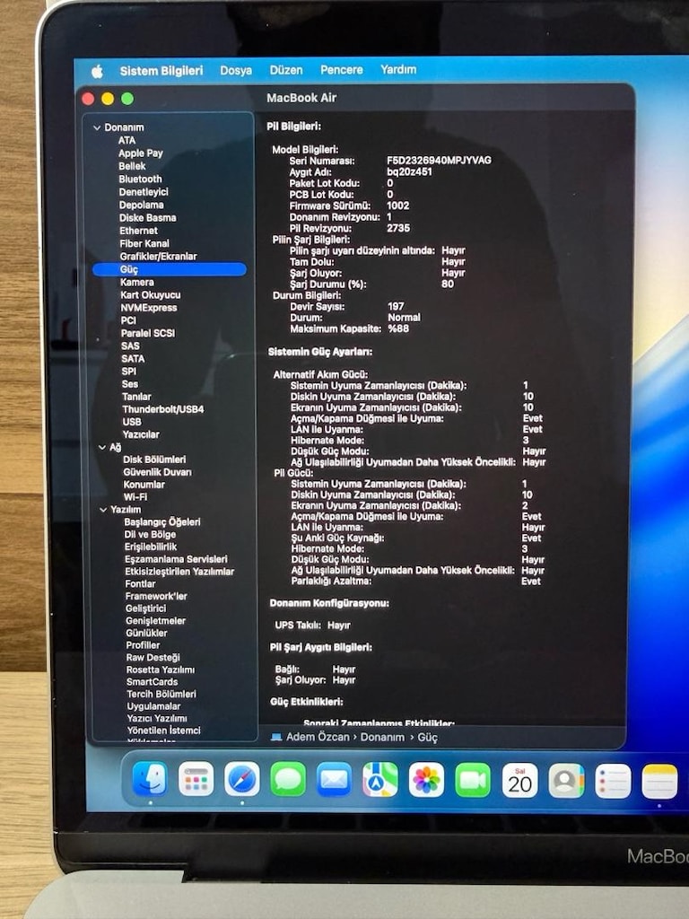 MacBook Air / M1 / 13 inç / 8 GB Ram / 256 GB Ssd - 3