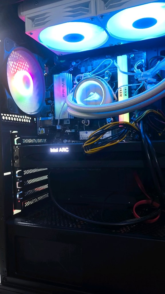 YAYIN VE OYUNCU PC DDR5 - 7