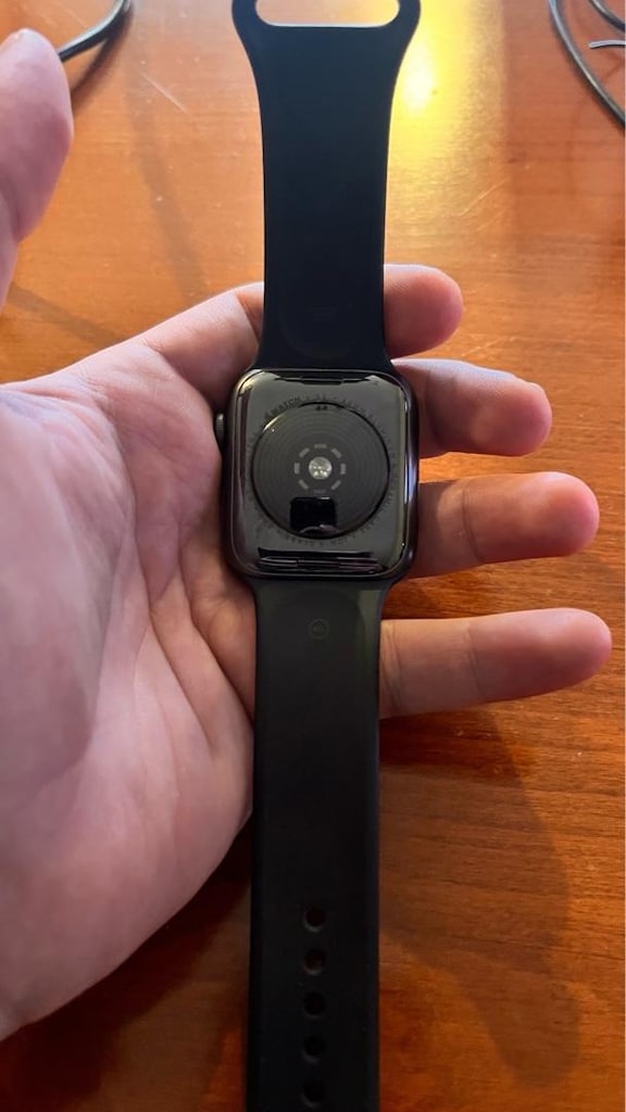 apple watch se 44mm - 3