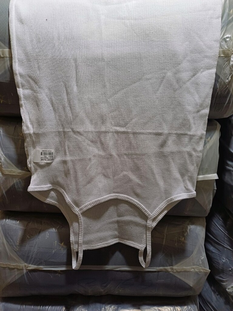 Bayan atlet her renk standart beden adet 35 TL - 3