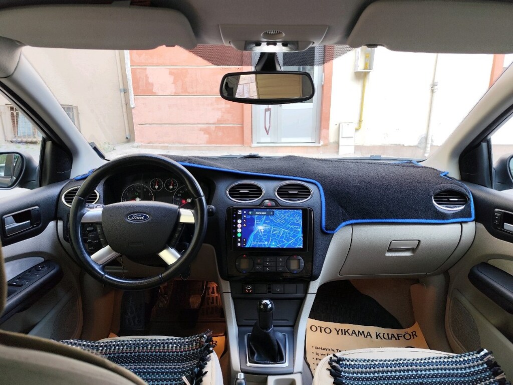 Ford Focus Ghia 1.6 2007 Model - 10