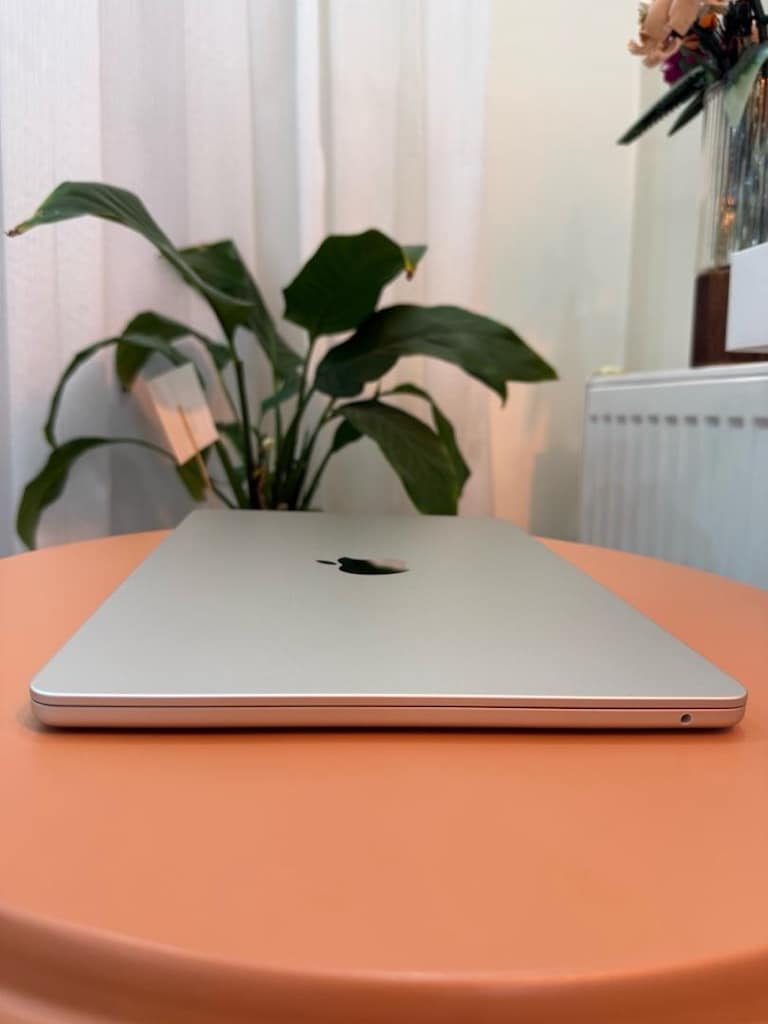 MacBook Air M2 - 2