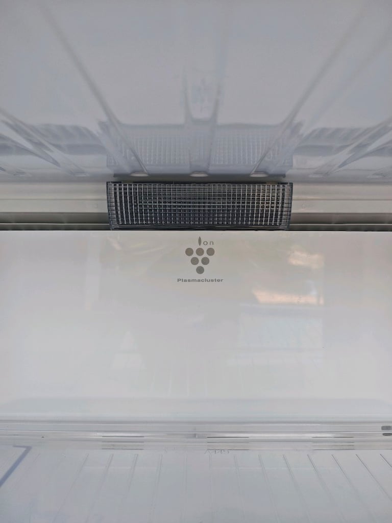 Sharp 600 litrelik buzdolabı - 4