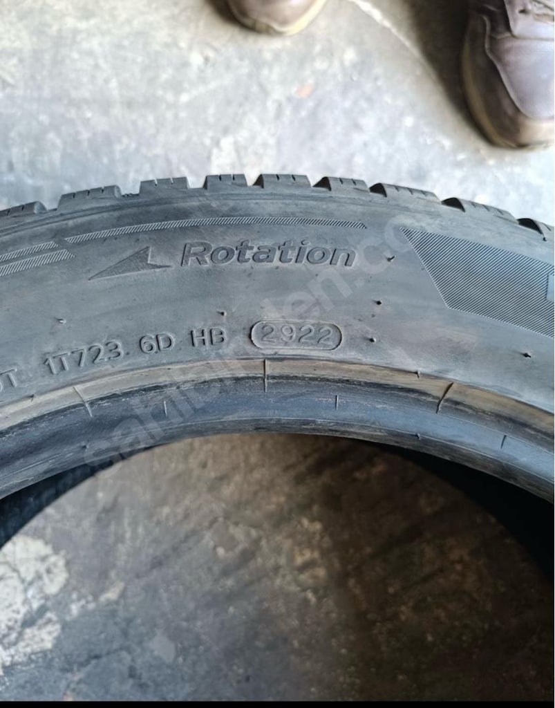 235/50/19 Hankook kış - 2