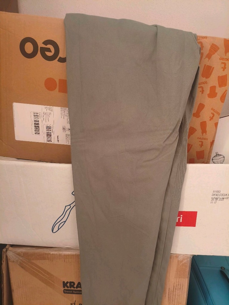 DeFacto jogger fit 32 beden beli lastikli ve ipli. rahat kesim esnek k