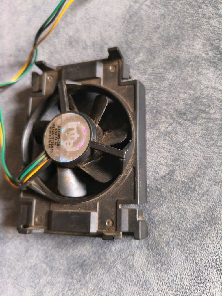 Intel Soğutucu Fan - 8