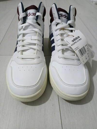 42 numara orijinal adidas marka