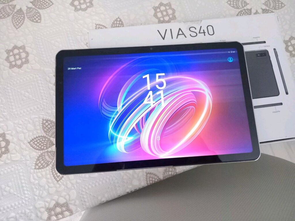 Samsung Casper tablet - 3