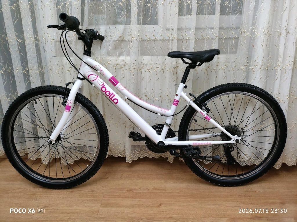 Sıfırdan farksız, hatasız 24" Bianchi Bella vitesli bisiklet (kaçmaz) - 3