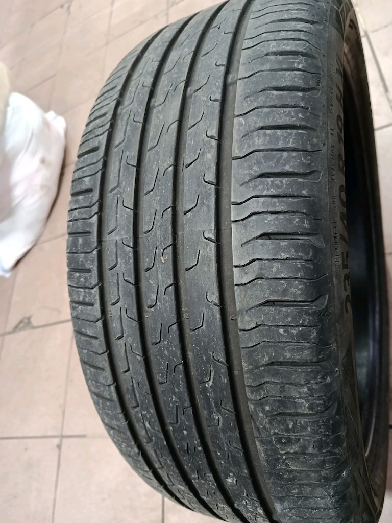 235 40 19 HXL 26 tarihli Continental 1 adet suv - 2