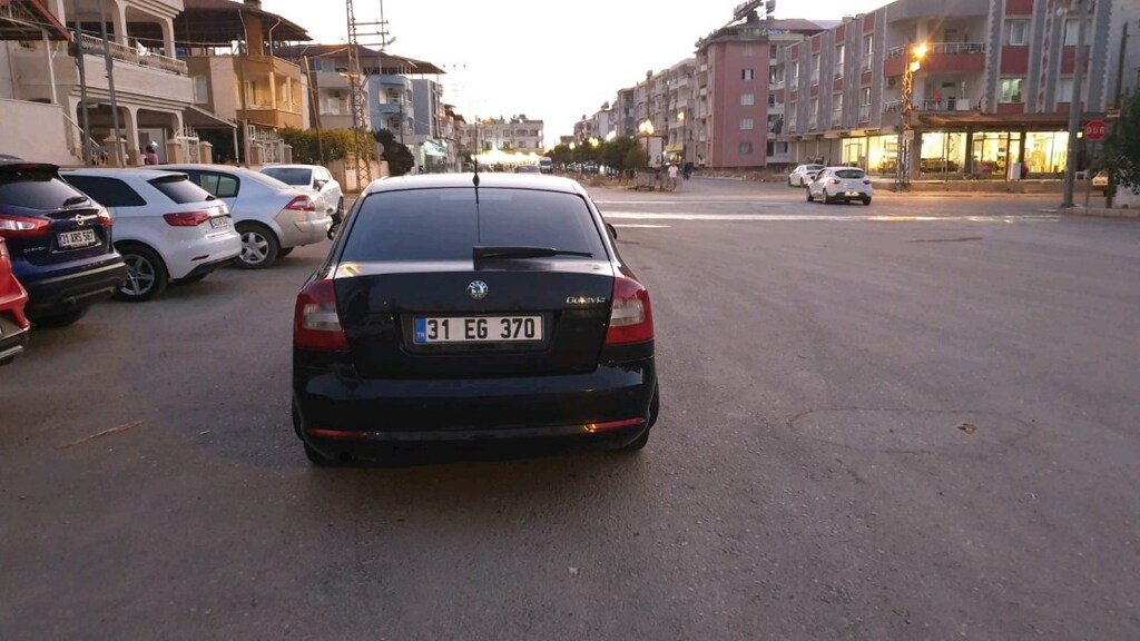 üst açarlı ful paket 1.6 tdi otomatik octavia - 7