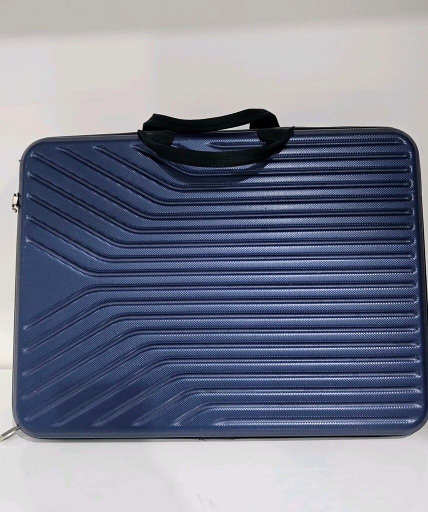 LAPTOP ÇANTASI - 2