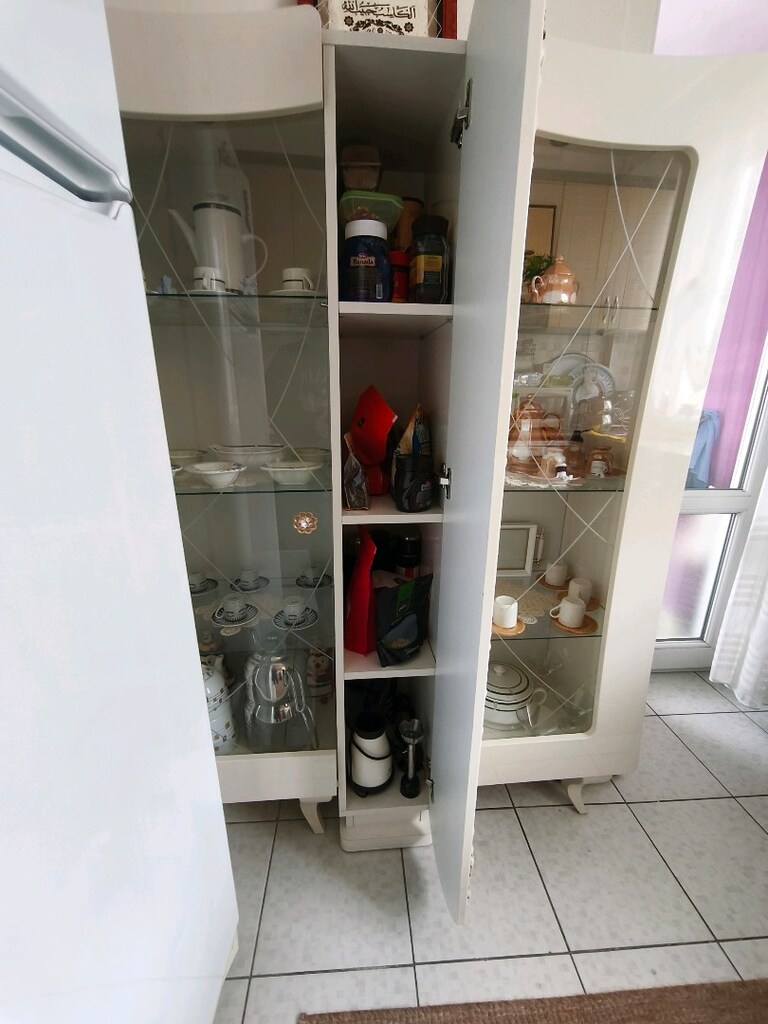 eskitme desenli Krem vitrin - 2