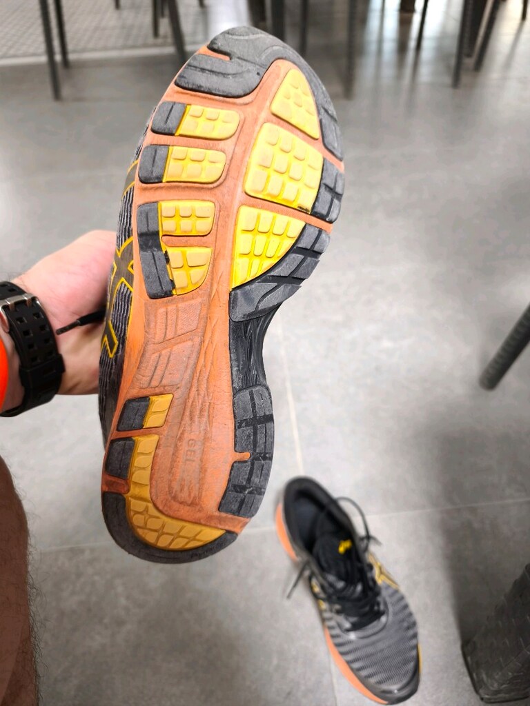 Asics koşu ayakkabısı 42.5 numara - 7