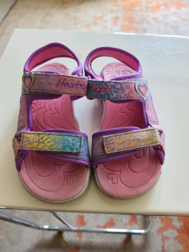 Skechers yazlık sandalet