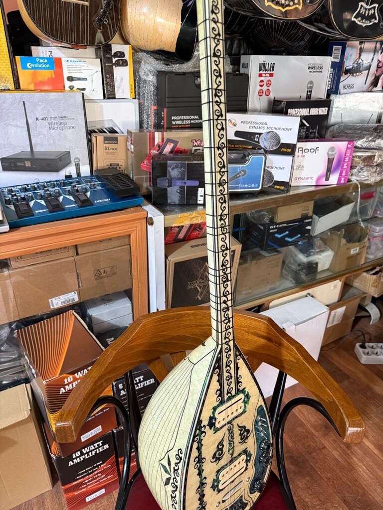 elektro saz bağlama kalın kılıf 1 takım tel hediyeli