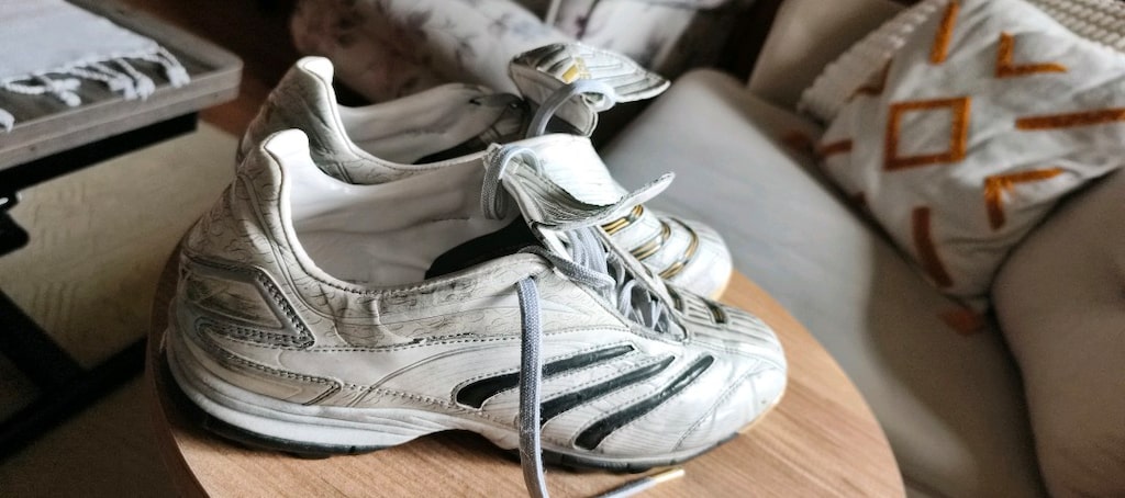 Halı Saha Ayakkabısı ( Adidas)