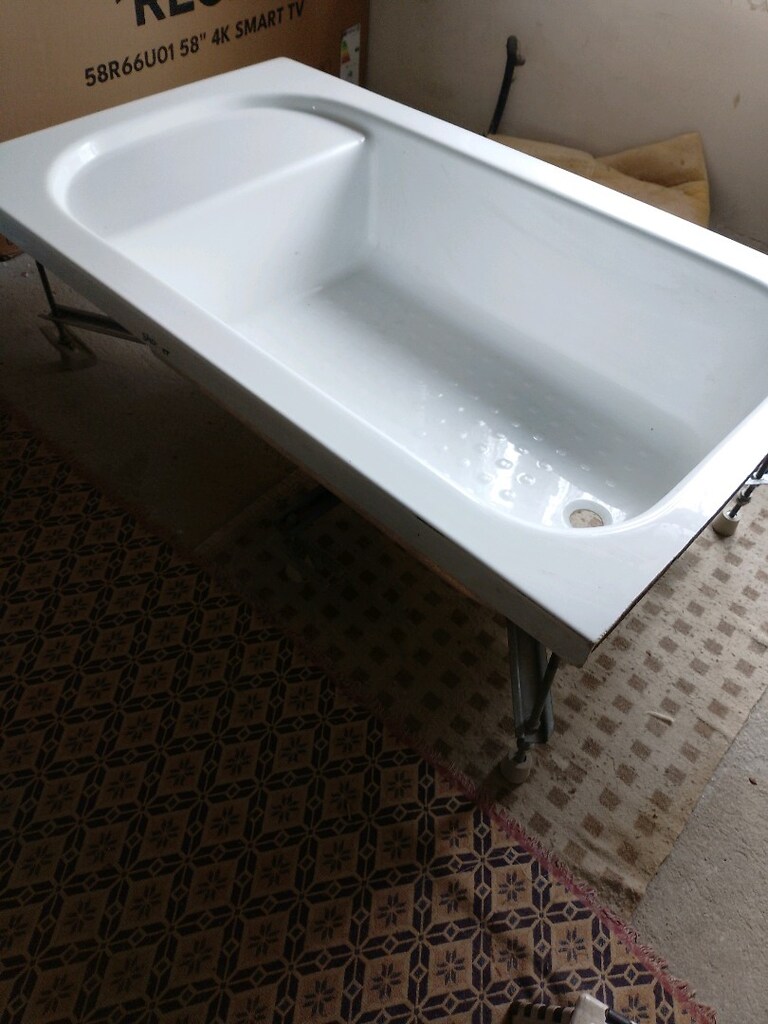 Sıfır. 1. sınıf malzeme 140x80.SHOWER marka ayaklı küvet. - 6