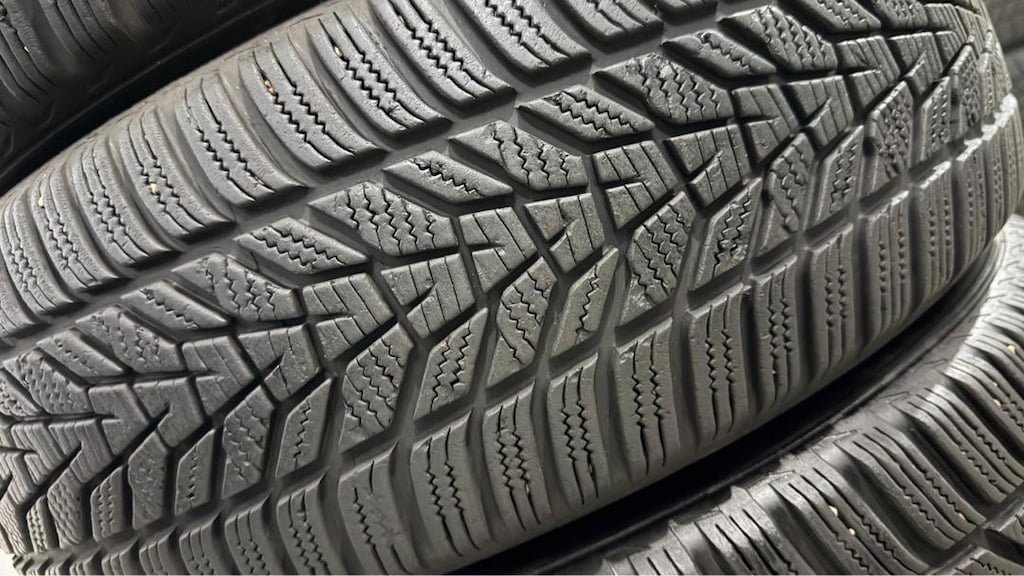 215 65 17 HANKOOK KIŞ LASTİĞİ ÇOK İYİ DURUMDA - 2