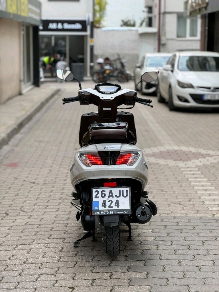 hero dash 125 - 3
