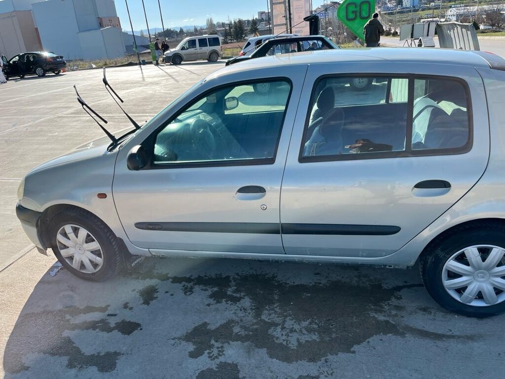 Temiz değişensiz düşük km clio - 3