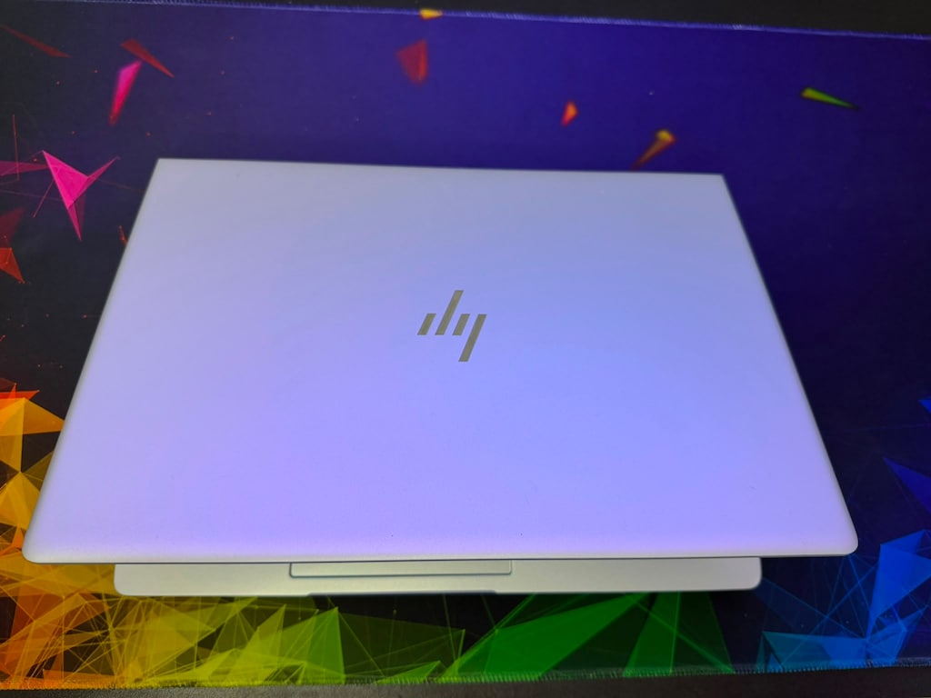 HP İ7 8550U 32GB RAM 500GB SSD 14" LAPTOP - 5