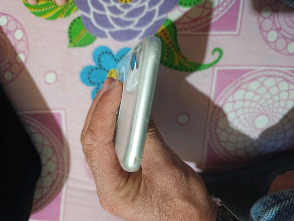 iPhone 11 128 gb satılık tertemiz - 4