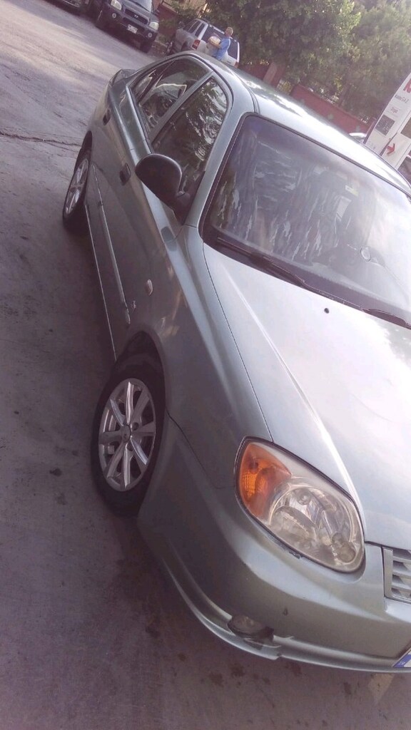 2004 hundai acsent - 7
