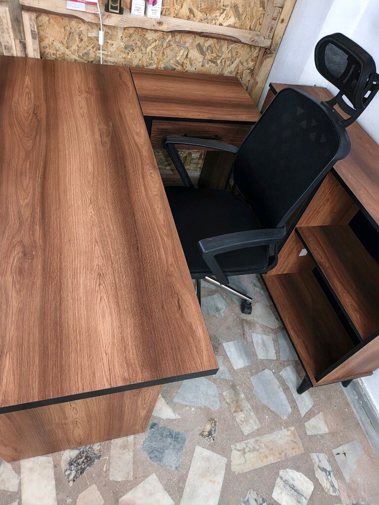 3 GÜNLÜK SIFIR 7 PARÇA OFİS TAKIMI dekorasyon nedeniyle satıyorum - 13