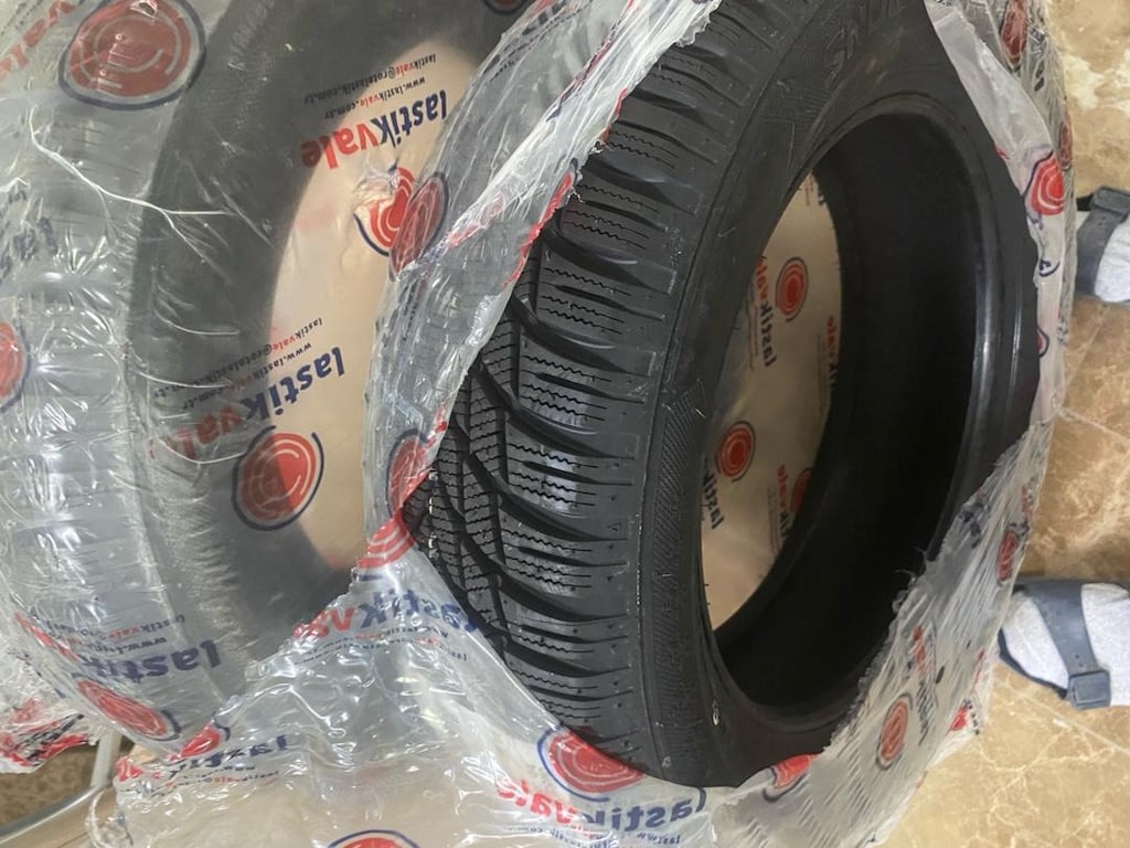 175-65-14 Lassa kışlık lastik - 2