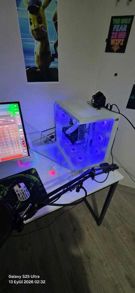 RTX 5060Tİ FULL SET MASA DAHİL