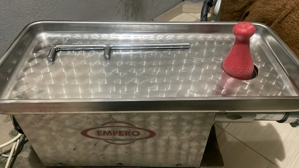 Empero 32'lik et makinesi - 2