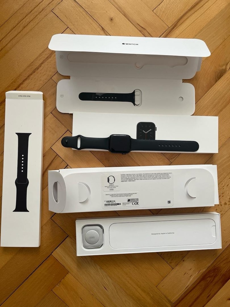 apple Watch 6, büyük kasa 44 mm, pil % 89, Son ve rsiton sürüm