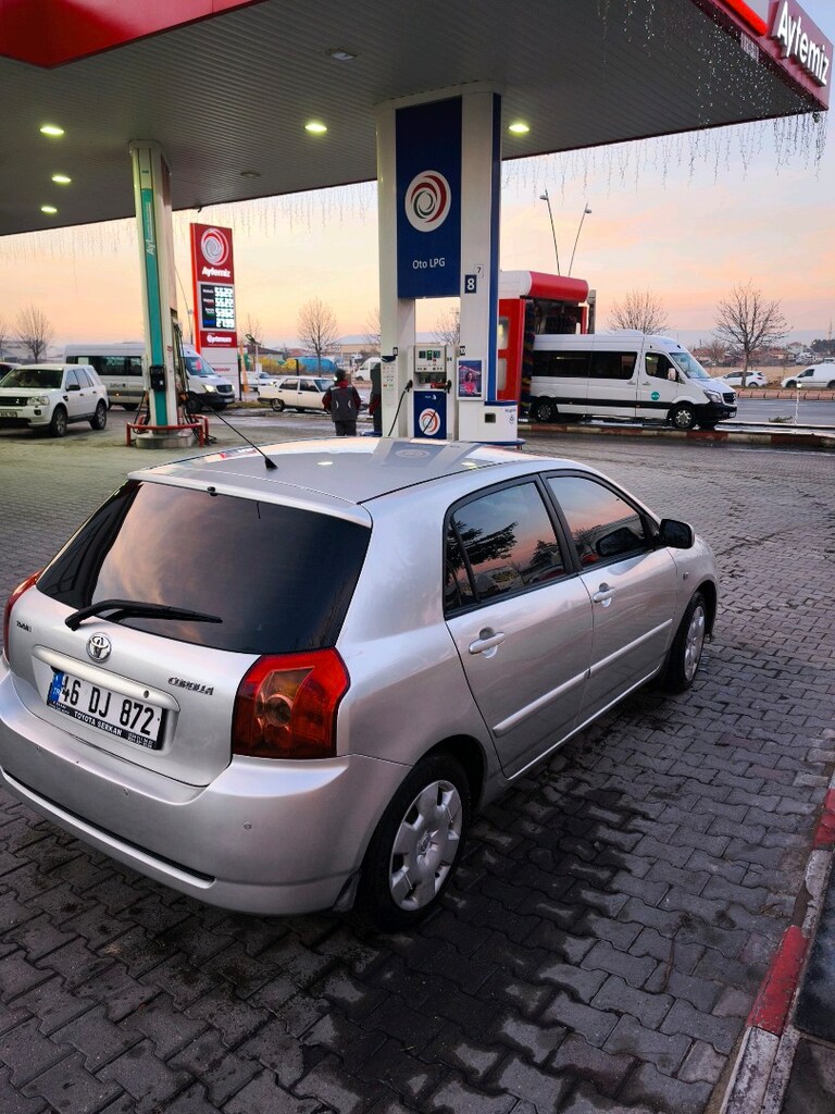 Polisten 2005 model Corolla 1.6 benzin bakımlı - 5