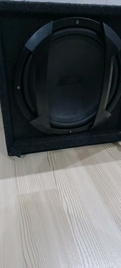 ALPINE SLIM KABİNLİ 500 RMS BAS TONLAMADI MUKEMMEL