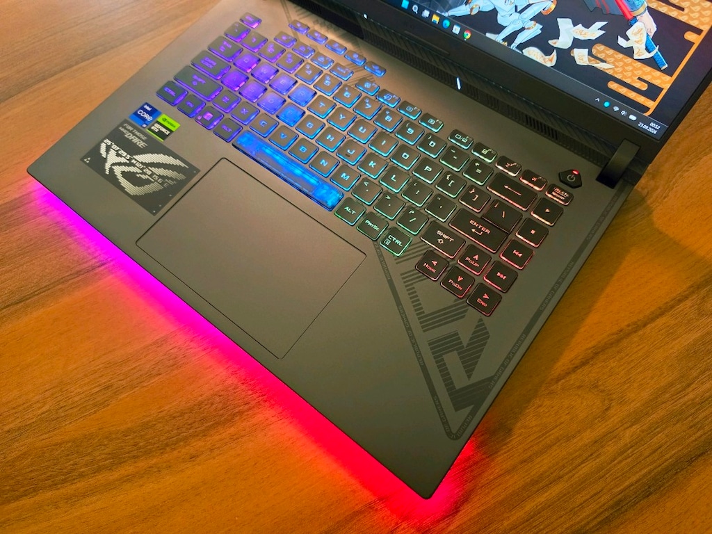 Asus Rog Strix G16 i9-13980hx 240hz Rtx4060 Laptop - 4