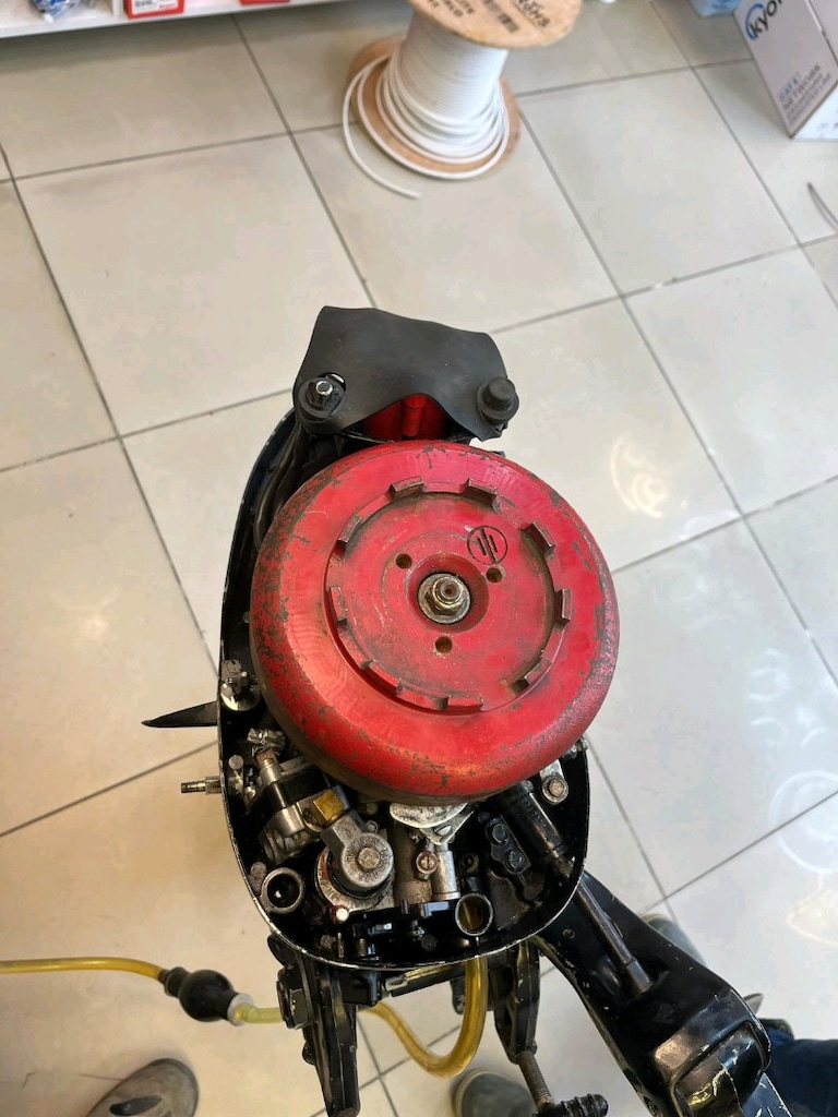 3.50cm polyester tekne+römork+ 4hp Mercury motor - 10
