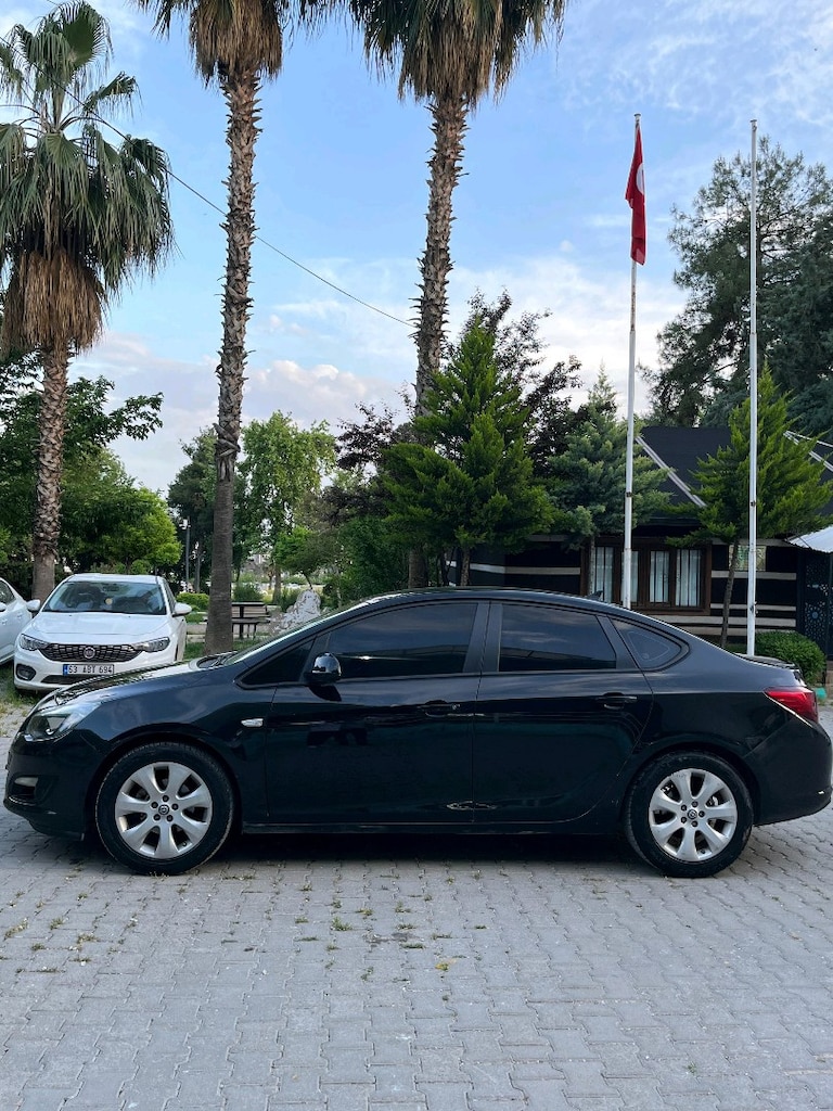 2014 model 2015 çıkışlı Opel Astra - 3