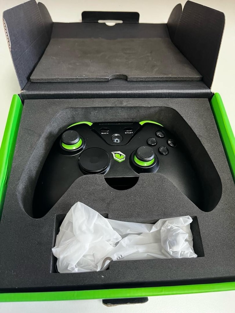 Monster Pusat Clutch Kablosuz Gamepad - Sıfır Ayarında / Full Kutu - 2