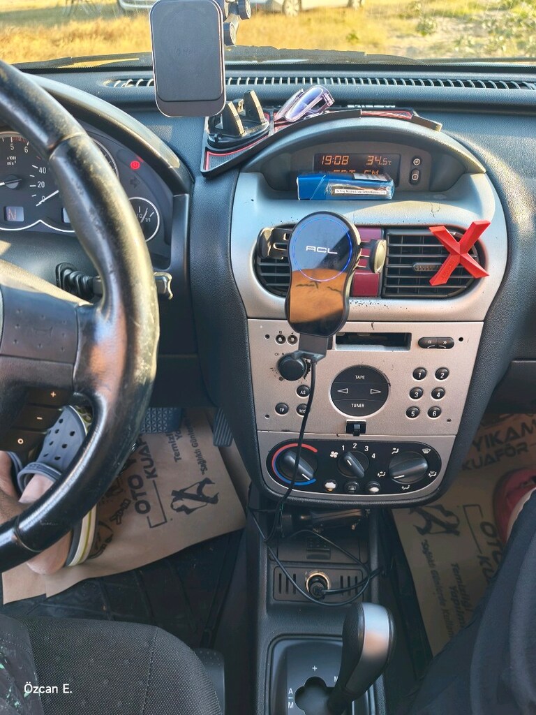 Opel Corsa 1.3 CDTI Otomatik 2004 Model - 3