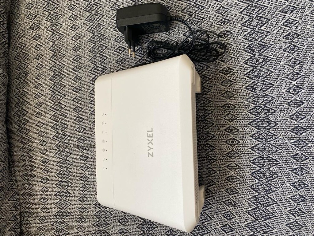 zyxel modem - 3
