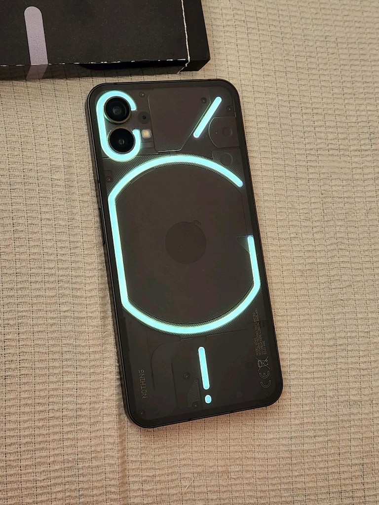 Nothing Phone 1 TR 5G (TAKAS OLUR) 1.5 YIL GARANTİLİ - 2