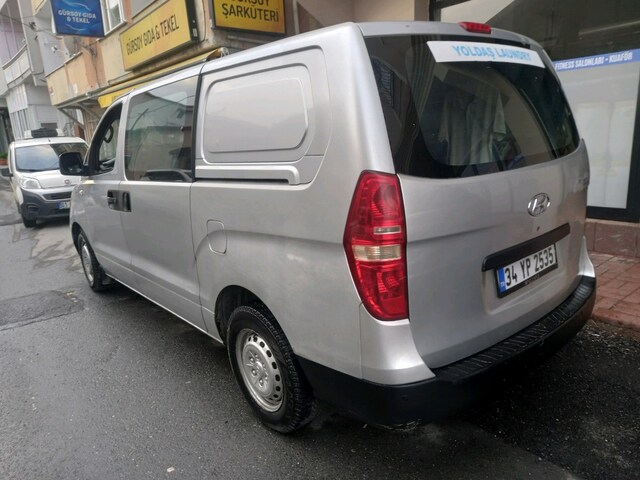 Hyundai H-100