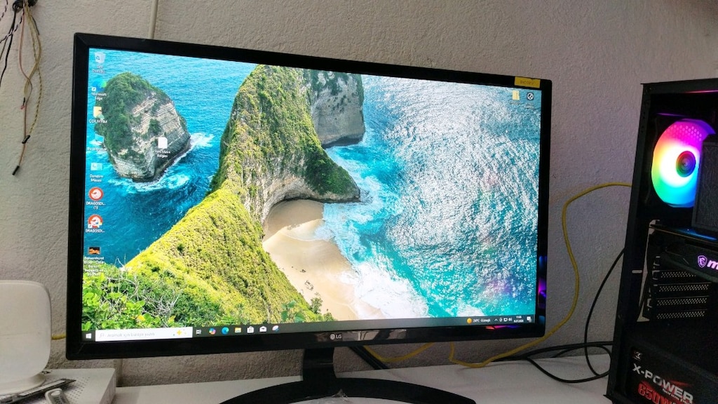 LG ULTRA 4K 27 İNCH MONİTÖR (açiklama yı okuyun) - 2
