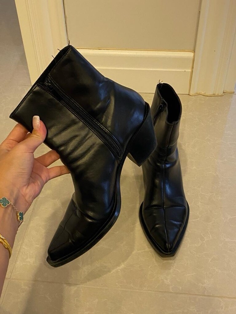 Zara Kadın Bot
