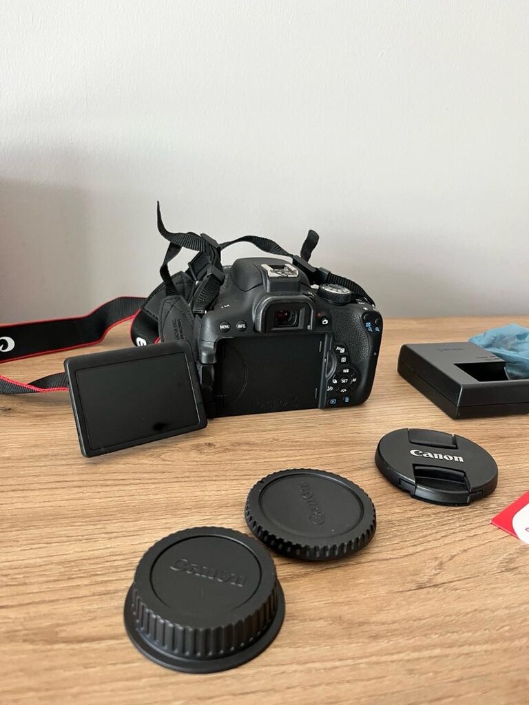canon EOS 750 D - 6
