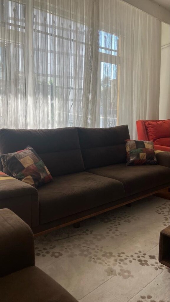 2 adet 3 lü kanepe koltuk takımı 2 adet berjel 1 adet sehpa - 3