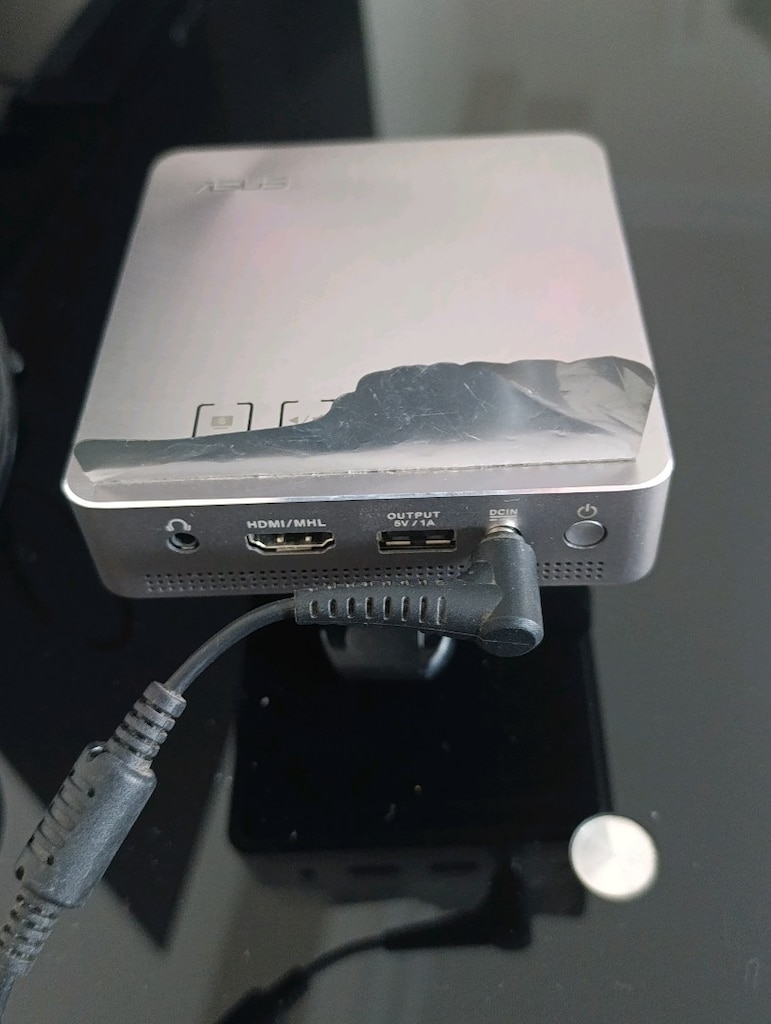 Asus S1 projektör - 5