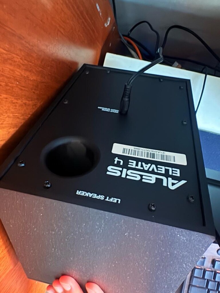 Alesis Elevate 4 - 4