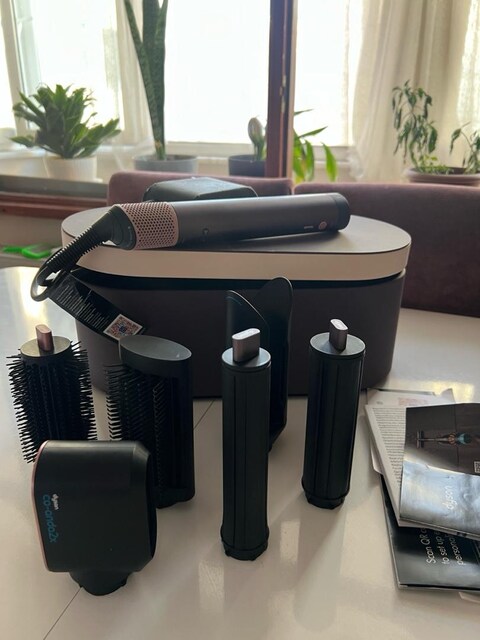 Dyson airwrap coanda2x